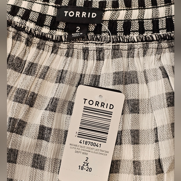Torrid Gingham Embroidered Crinkle Chiffon Crochet Lace Trim Tank Size 2X - Picture 8 of 10